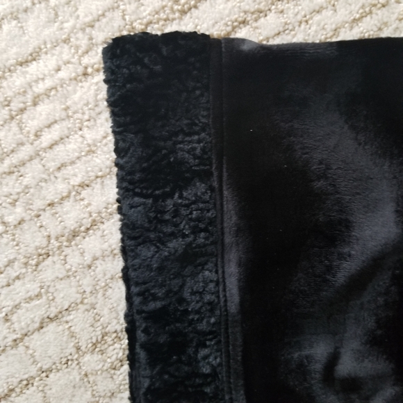 Cape, Joseph Ribkoff Evening Cape One Size - Picture 5 of 6